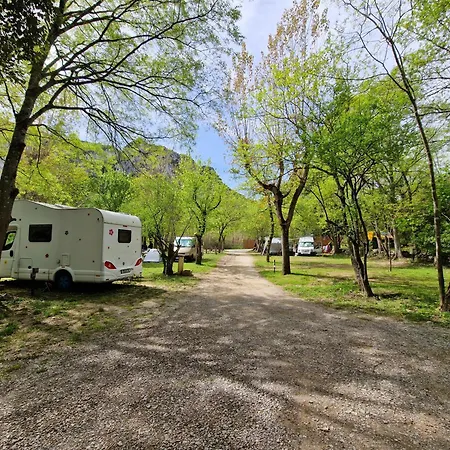 Camping Le Camp Des Gorges *